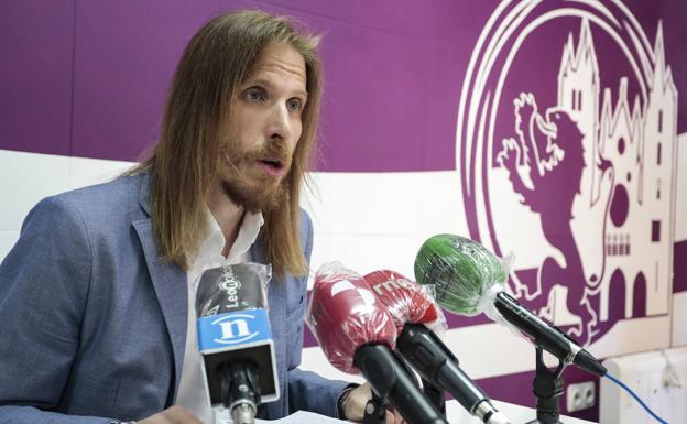 Pablo Fernández en la rueda de prensa. 