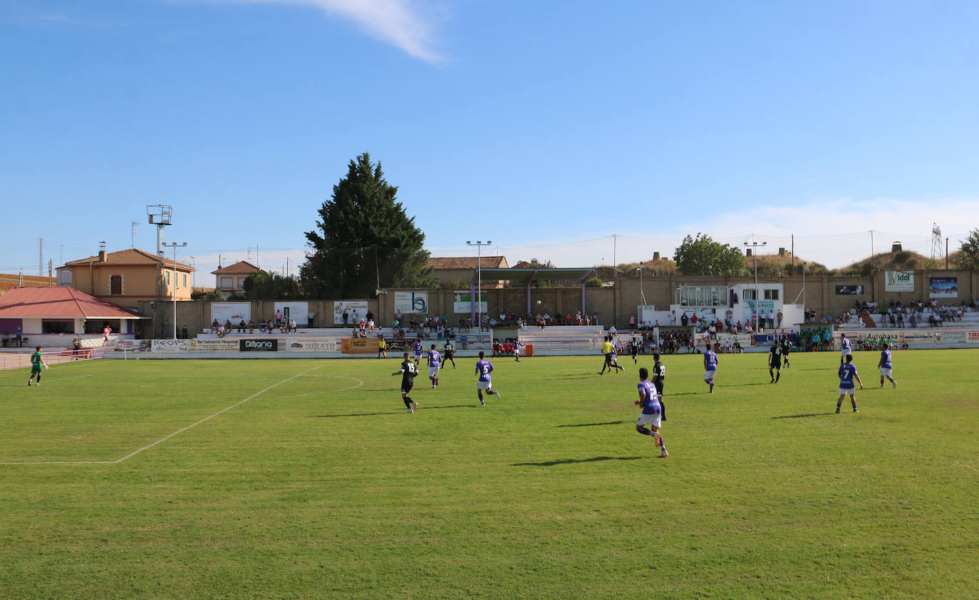 El encuentro amistoso entre los capitalinos y los bañezanos se ha saldado con un 0-5.