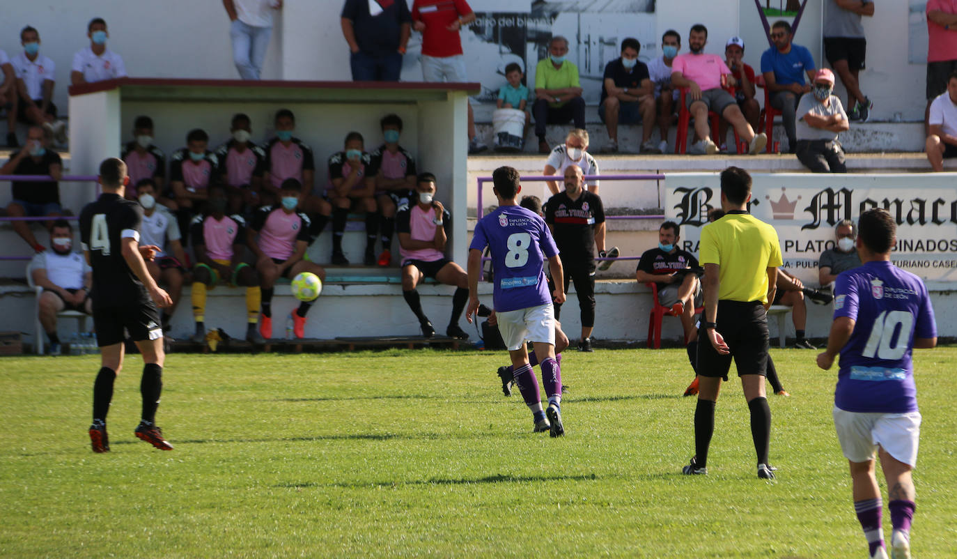 El encuentro amistoso entre los capitalinos y los bañezanos se ha saldado con un 0-5.