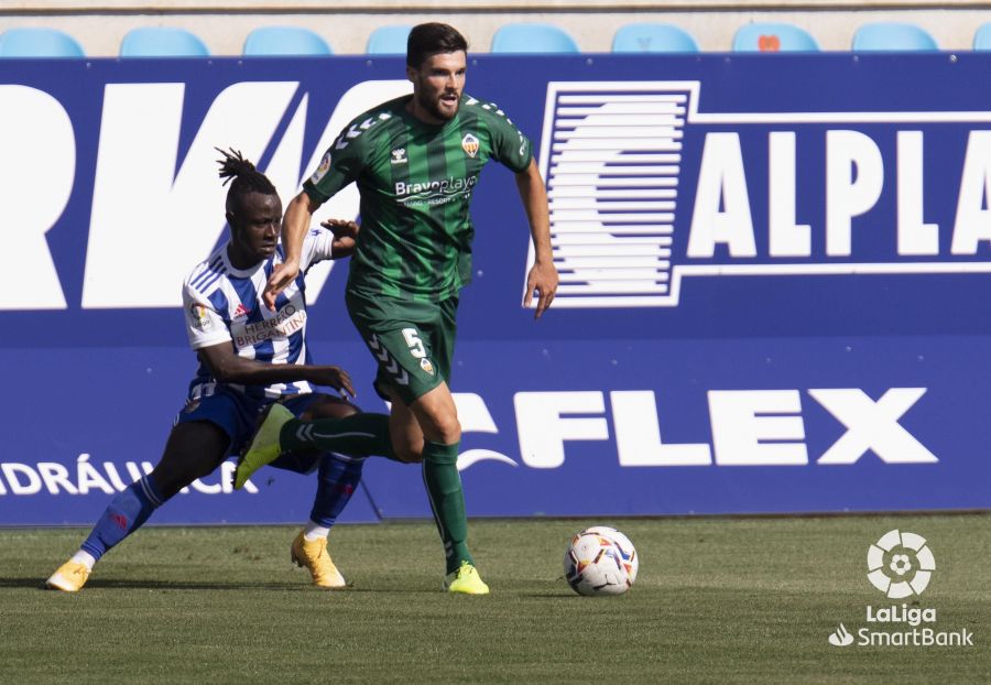 La Ponferradina volvía a competir tras unas semanas de descanso y se midió al Castellón