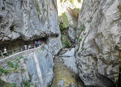 Imagen secundaria 1 - La Casona de Palmira, gastronomía y naturaleza en el corazón de los Picos de Europa