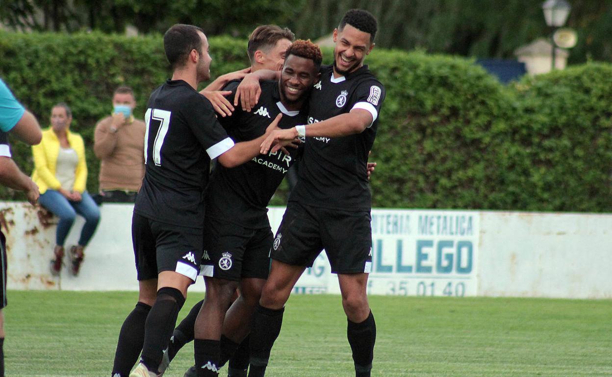 Kawaya celebra el gol ante La Virgen.