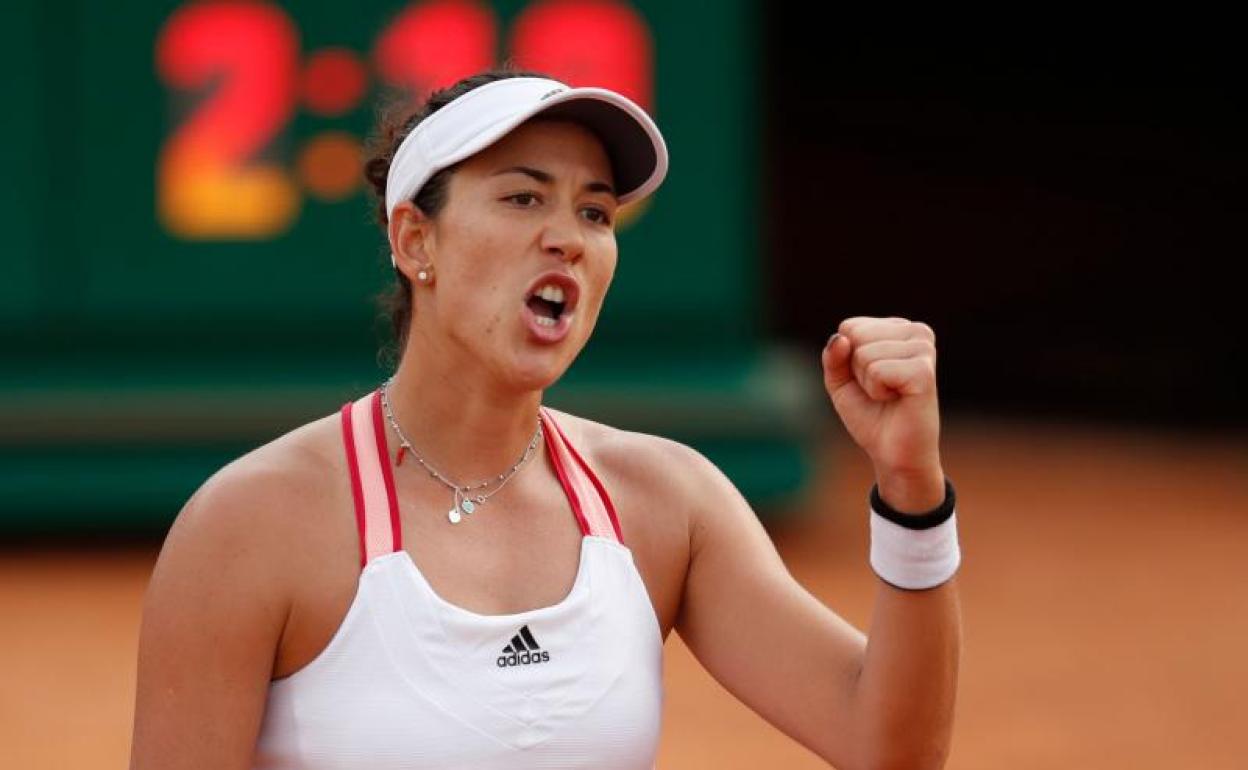 Garbiñe Muguruza celebra su pase a semifinales en Roma. 