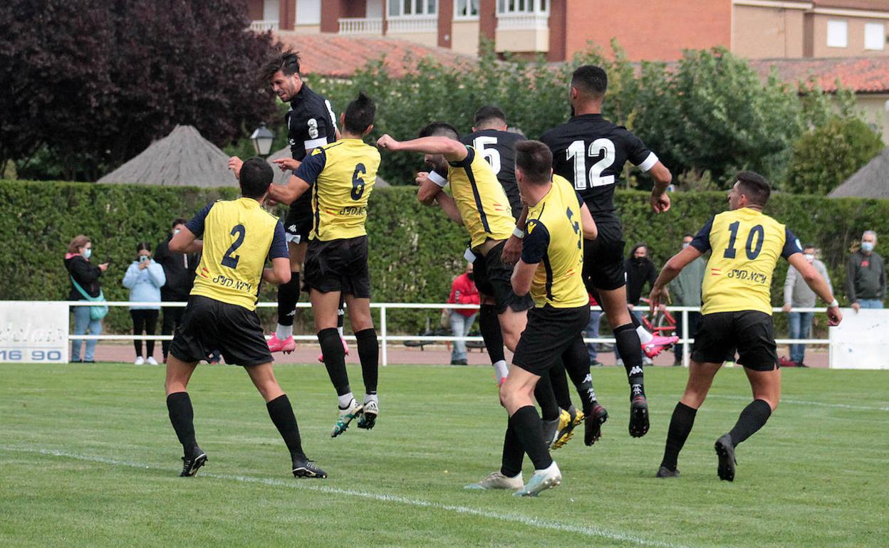 La Virgen, en su partido ante la Cultural.