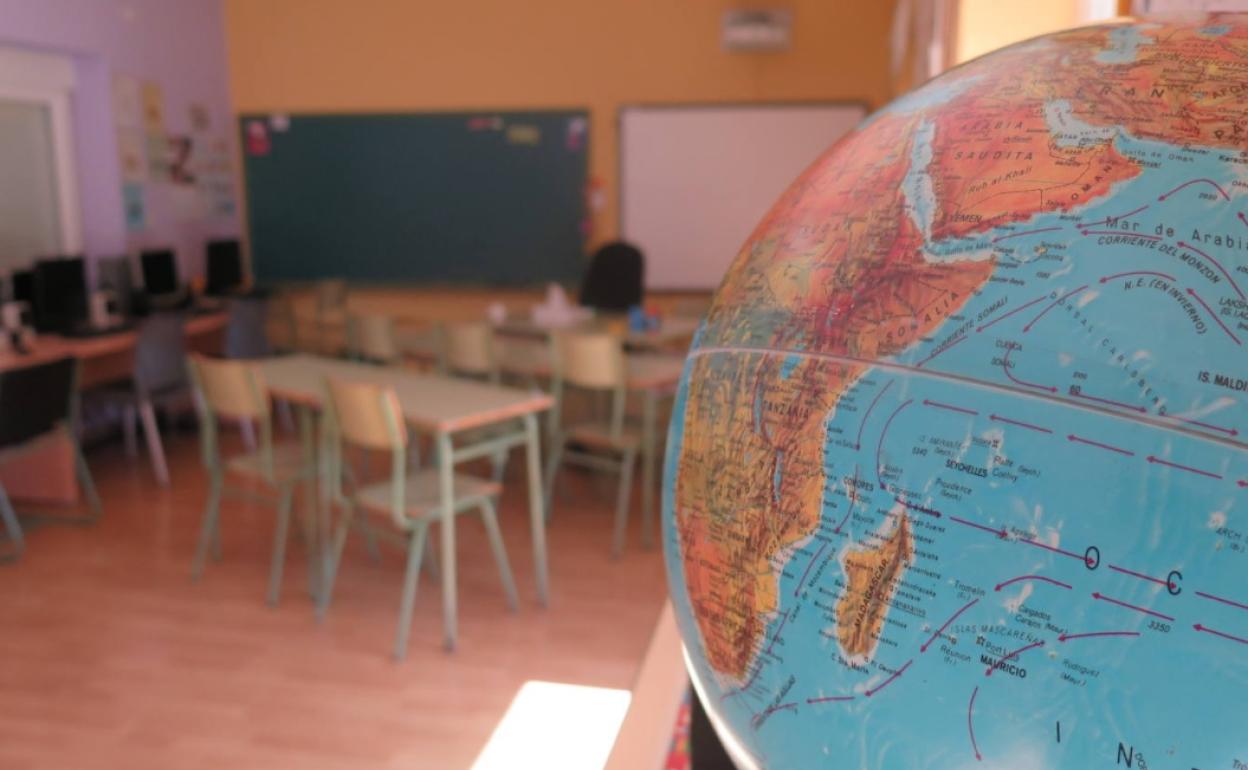 Interior de un aula de una escuela rural leonesa. 