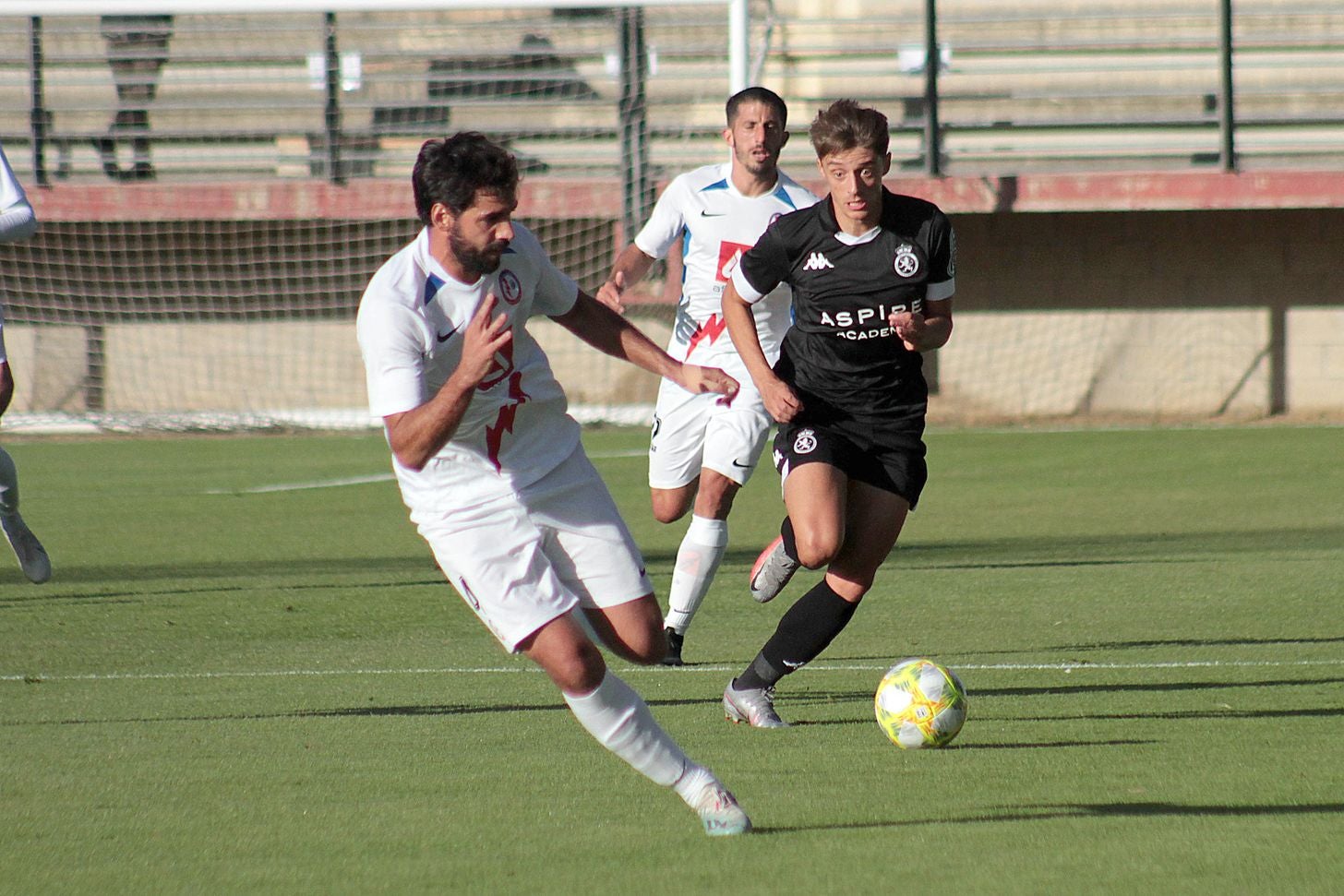 La Cultural y Deportiva Leonesa disputa un nuevo encuentro de pretemporada, en esta ocasión ante el Rayo Majadahonda. El equipo de Cabello sigue avanzando en su puesta a punto para el inicio de la campaña.