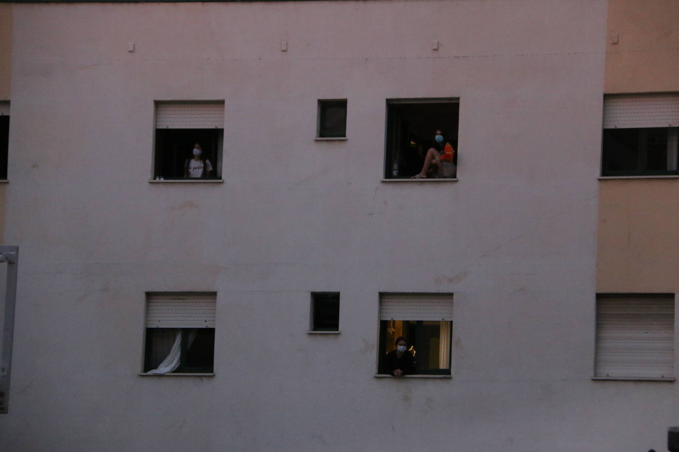 Aplauso sanitario en la Residencia Doña Sancha. 