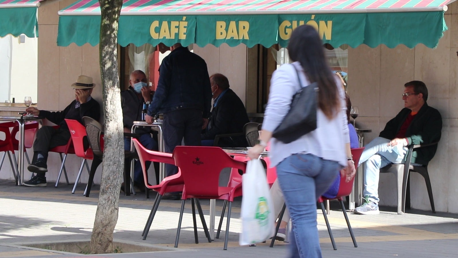 El municipio del alfoz de León se ve 'arrastrado' por la situación epidemiológica de la capital.