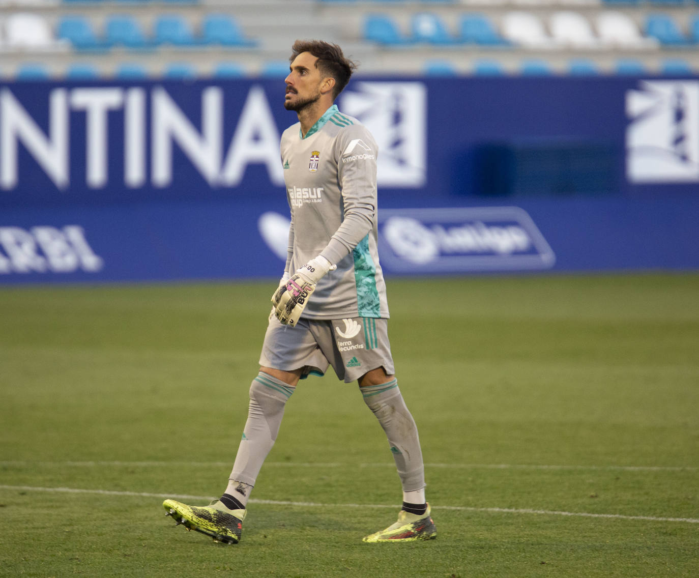 El equipo berciano vio rota su racha de triunfos en un partido donde su rival fue mejor.