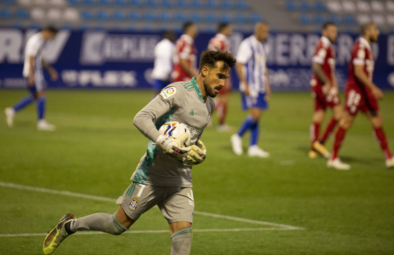 El equipo berciano vio rota su racha de triunfos en un partido donde su rival fue mejor.