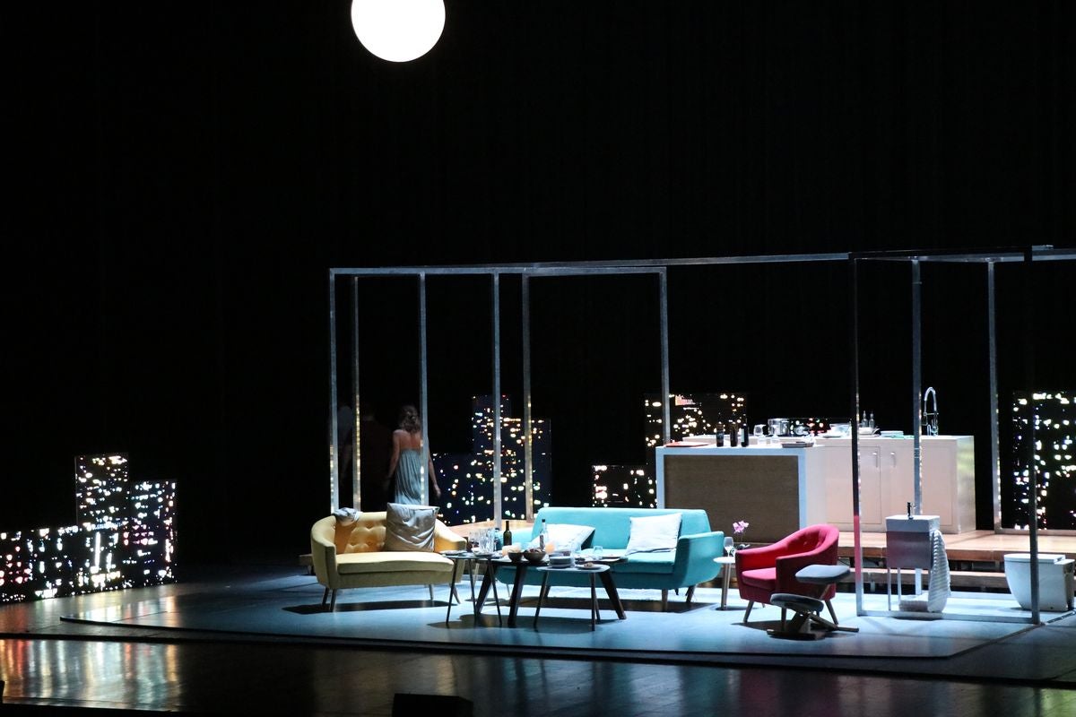 Los actores de 'Perfectos Desconocidos' se subieron a las tablas del Auditorio Ciudad de León.