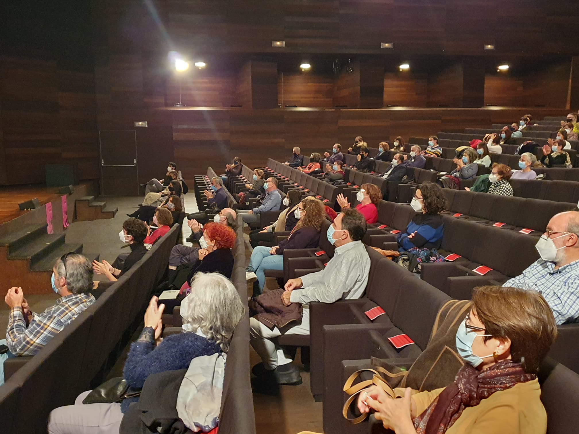 La poetisa portuguesa Ana Luisa Amaral, que no ha podio acudir al acto por las restricciones del covid, ha recibido el galardón