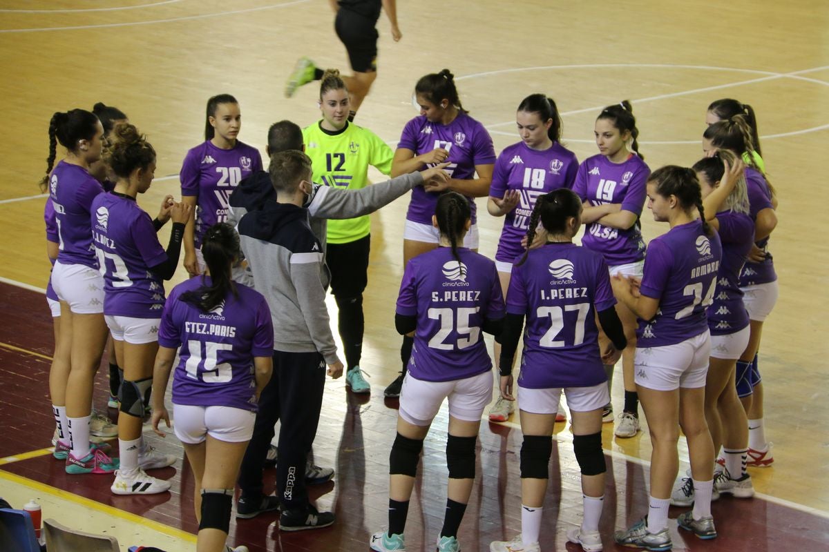 Fotos: El Rodríguez Cleba estrena la temporada ante el Handvall