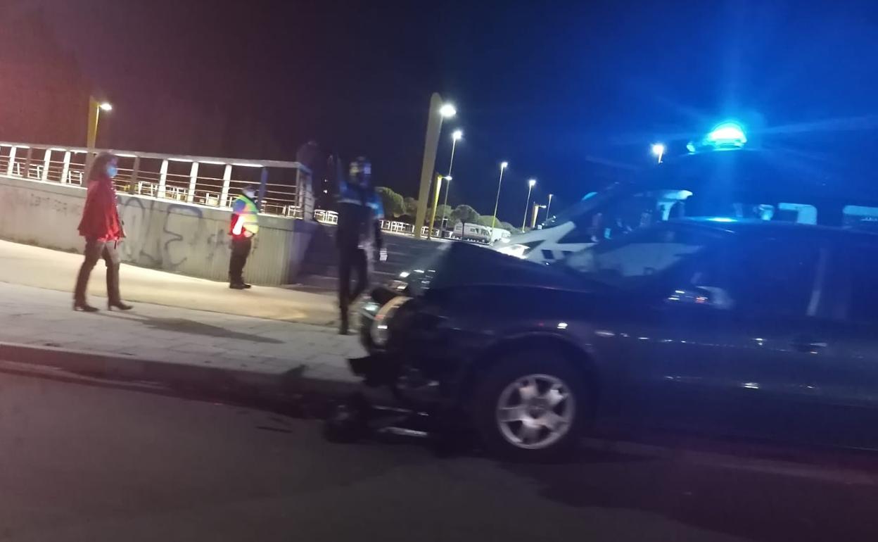 Imagen del coche colisionado.