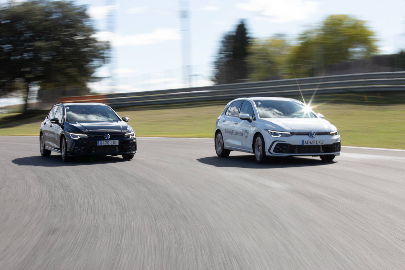 Prueba del Golf de serie más deportivo en el Jarama