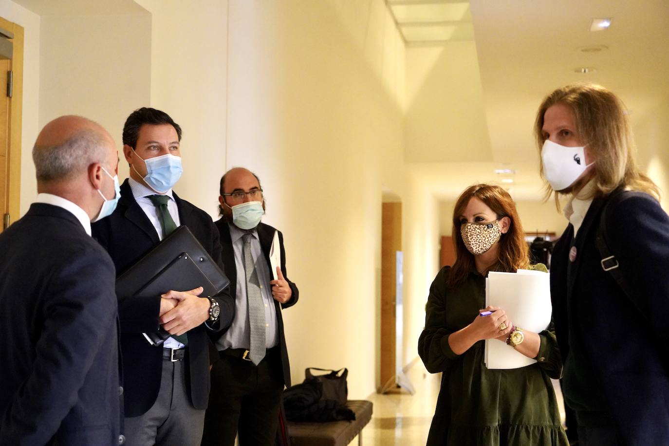 Fotos: Reunión de la Mesa de las Cortes y de la Junta de Portavoces