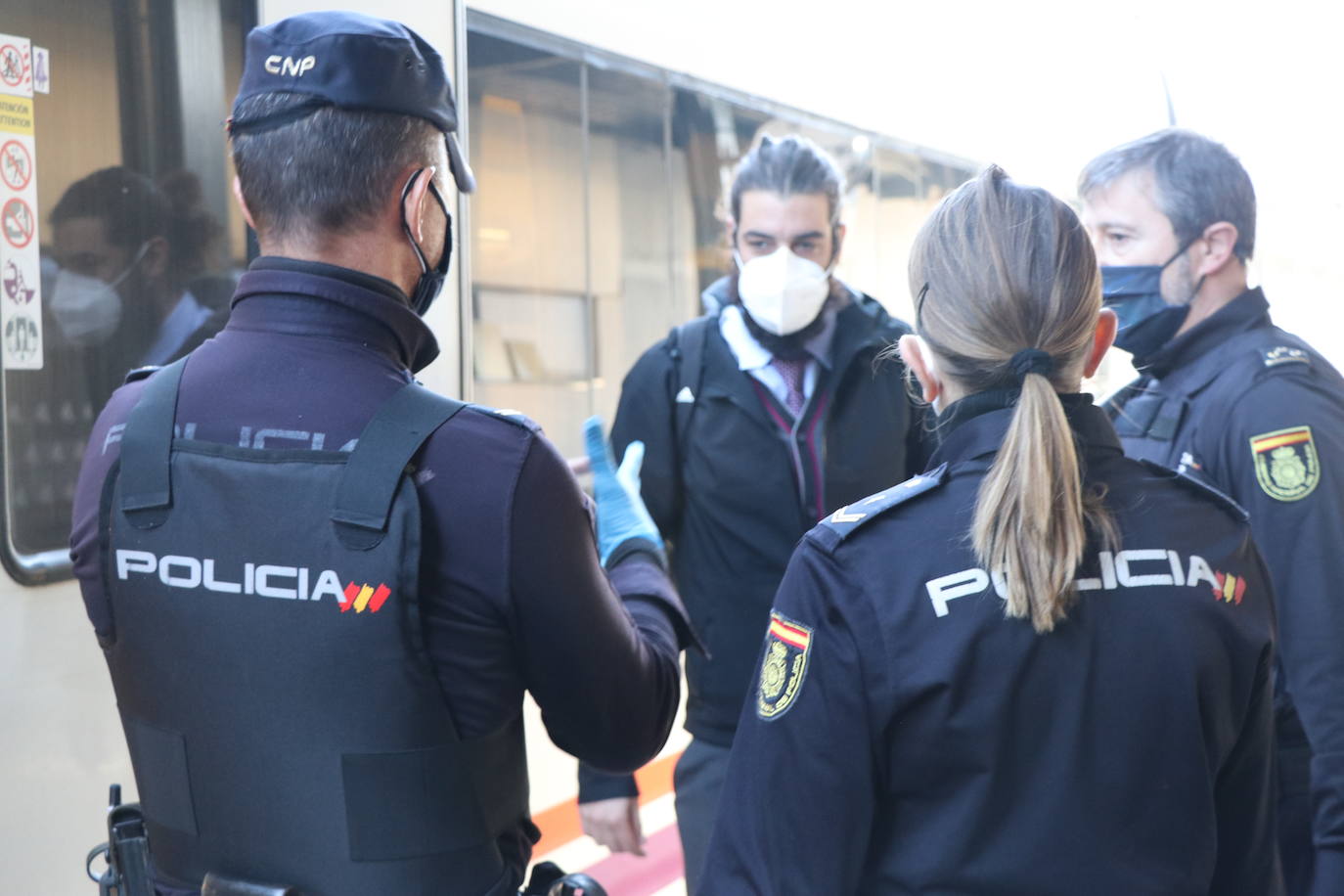 Fotos: Primeros controles en la Estación de Tren