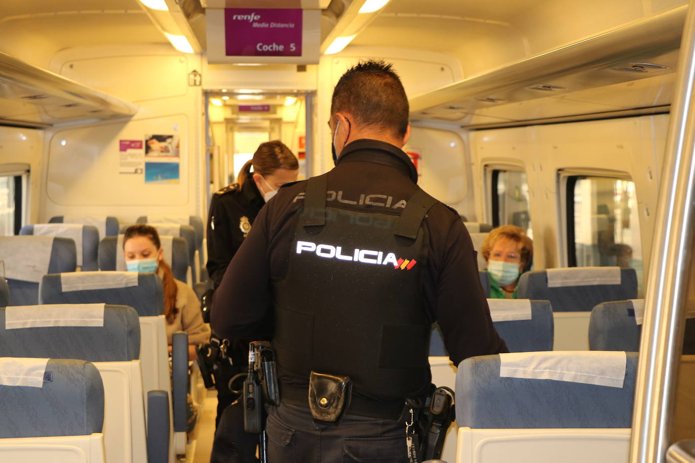 Fotos: Primeros controles en la Estación de Tren