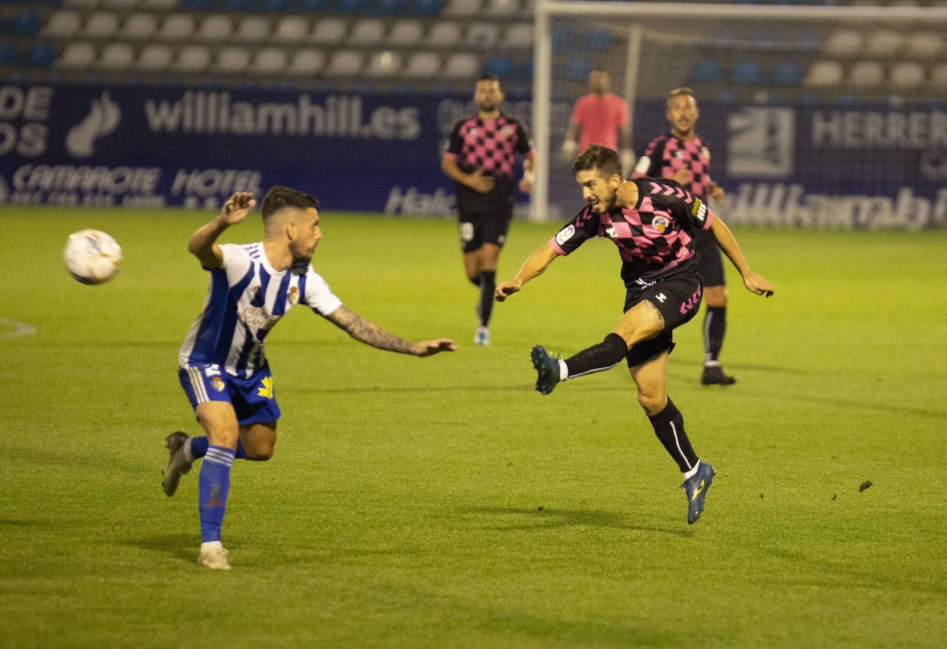 Fotos: Las imágenes del Deportiva-Sabadell