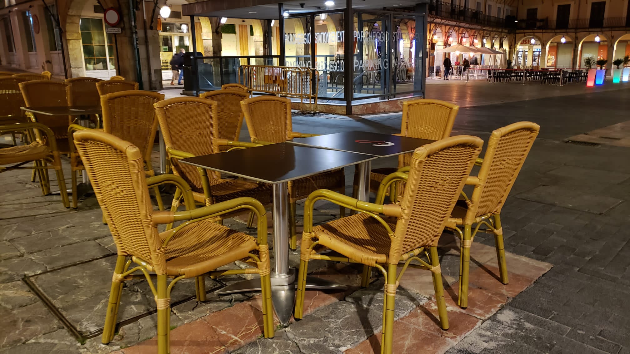 Últimas horas antes del cierre de la hostelería.