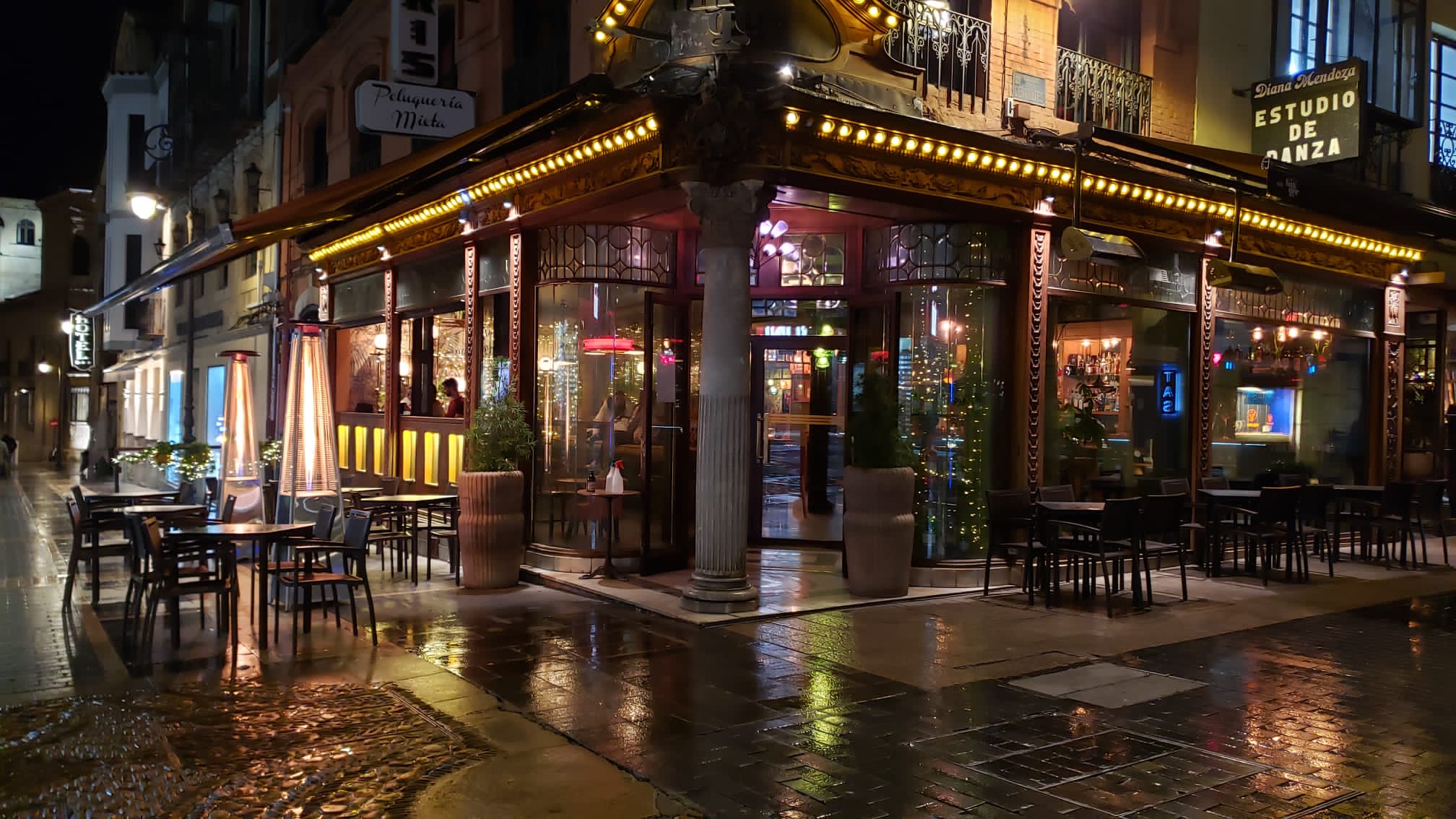 Últimas horas antes del cierre de la hostelería.