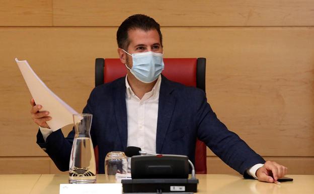 Tudanca recalca el apoyo del PSOE al emprendimiento de la mujer rural