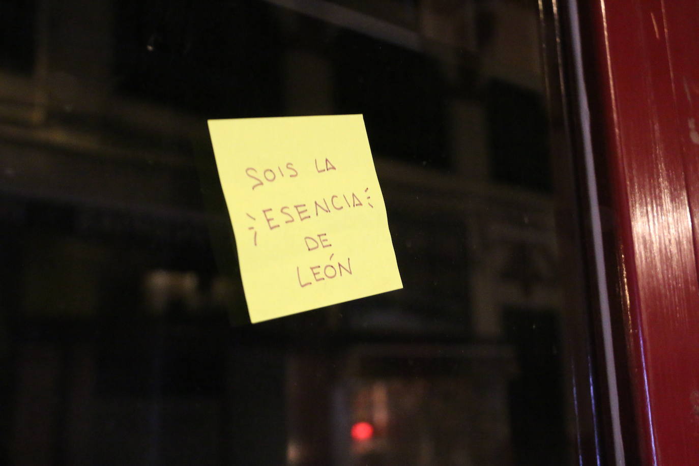 Fotos: Mensajes positivos para la hostelería de León