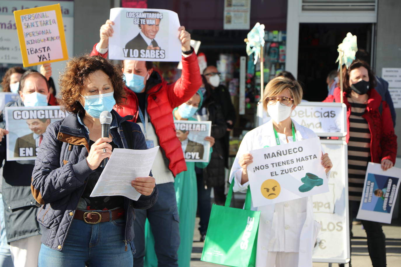 Fotos: Concentración de los sanitarios contra el &#039;decretazo&#039;