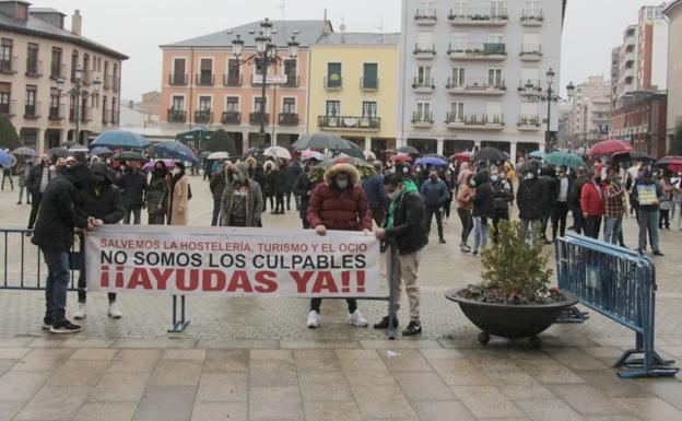 La hostelería exige que la Junta asuma el 33% de los alquileres y pagos directos por trabajador