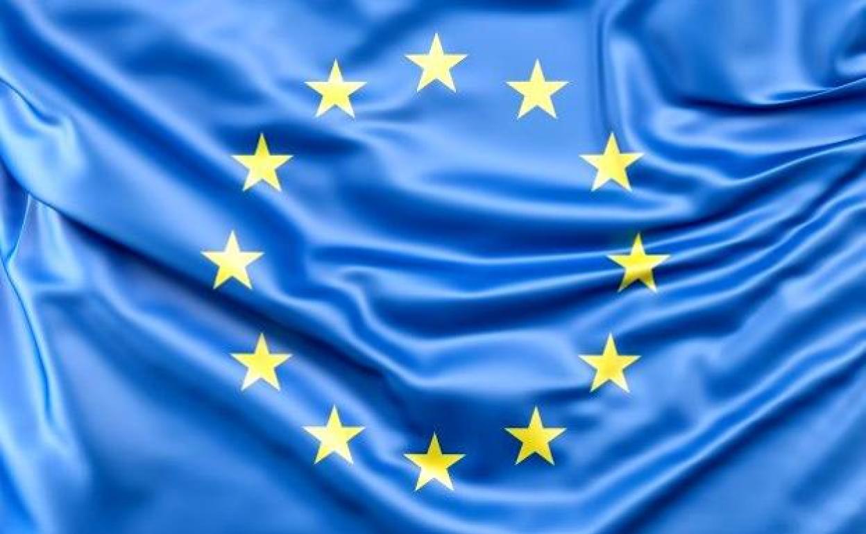 La Junta pide en Bruselas reforzar la formación de los jóvenes para contribuir a la competitividad en Europa