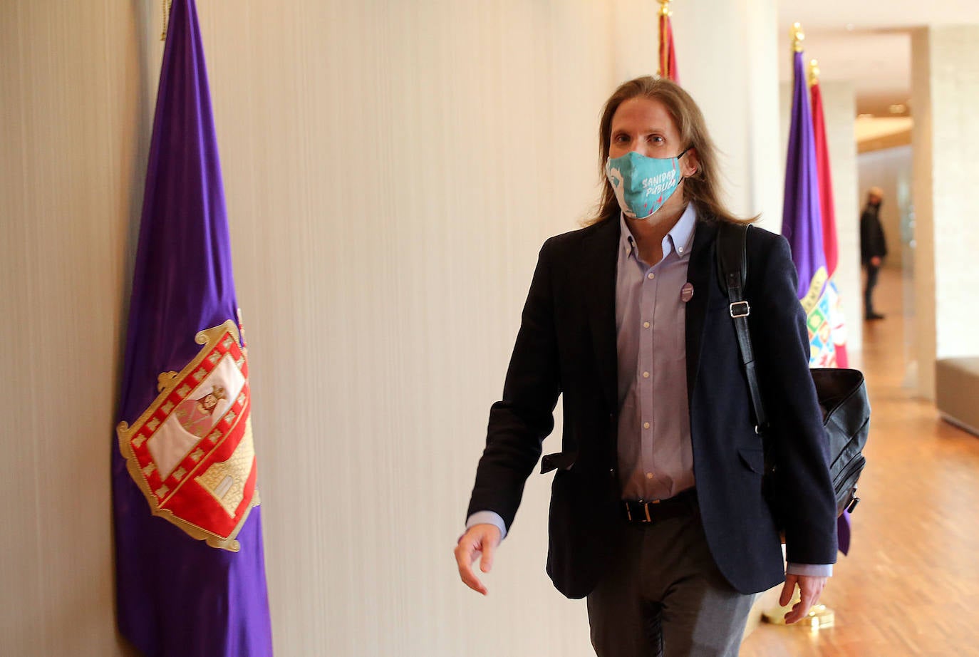 Fernández Mañueco comparece a petición propia ante el pleno de las Cortes,