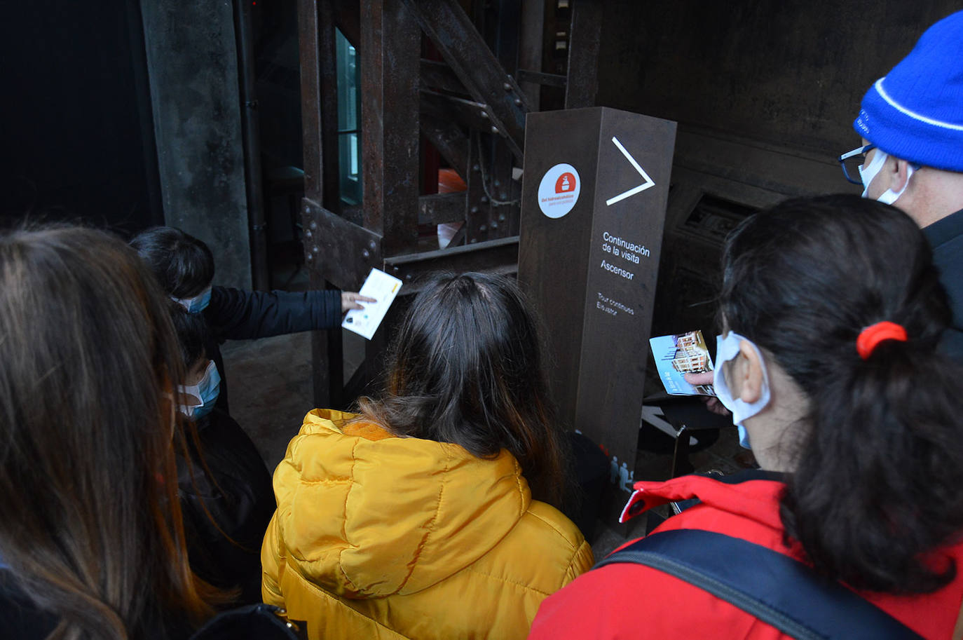 Fotos: Usuarios de Asprona Bierzo evalúan la accesibilidad cognitiva del Museo de la Energía