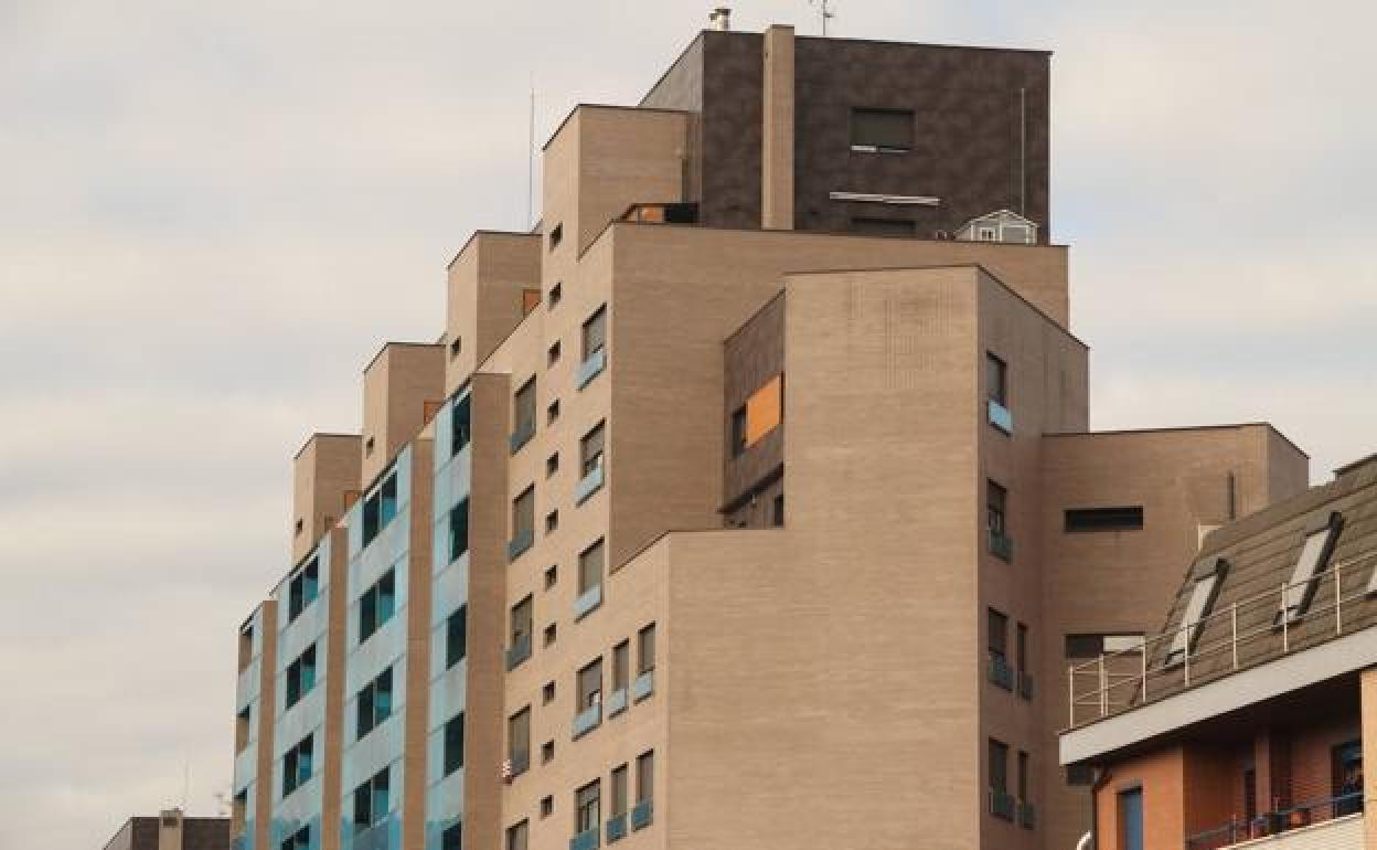 Bloque de edificios en una ciudad española.