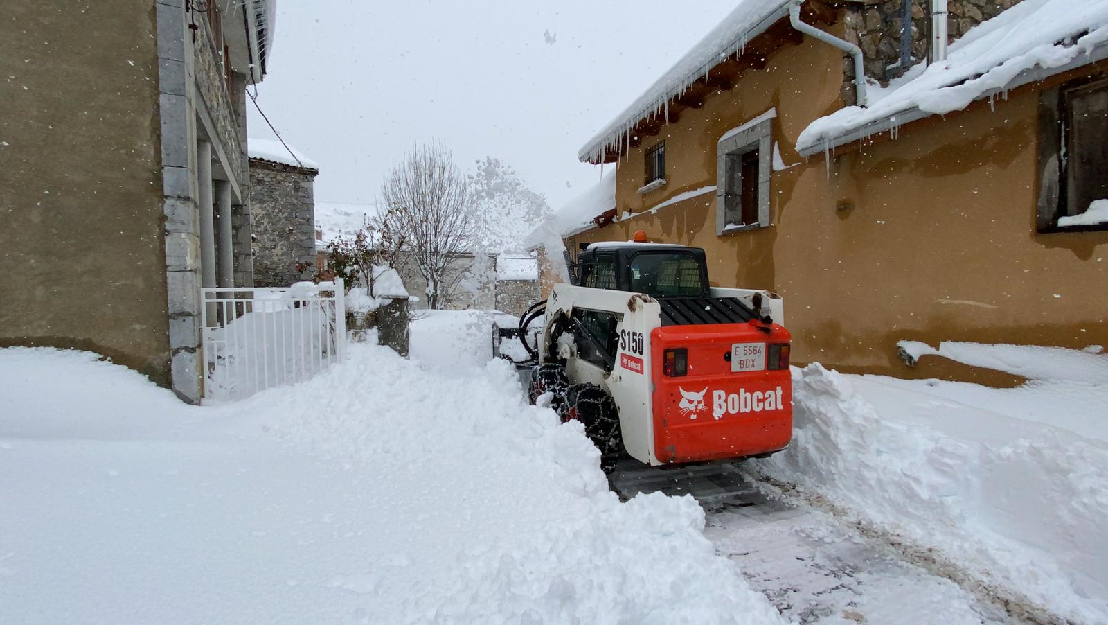 Fotos: La nieve tiñe de blanco el norte de la provincia