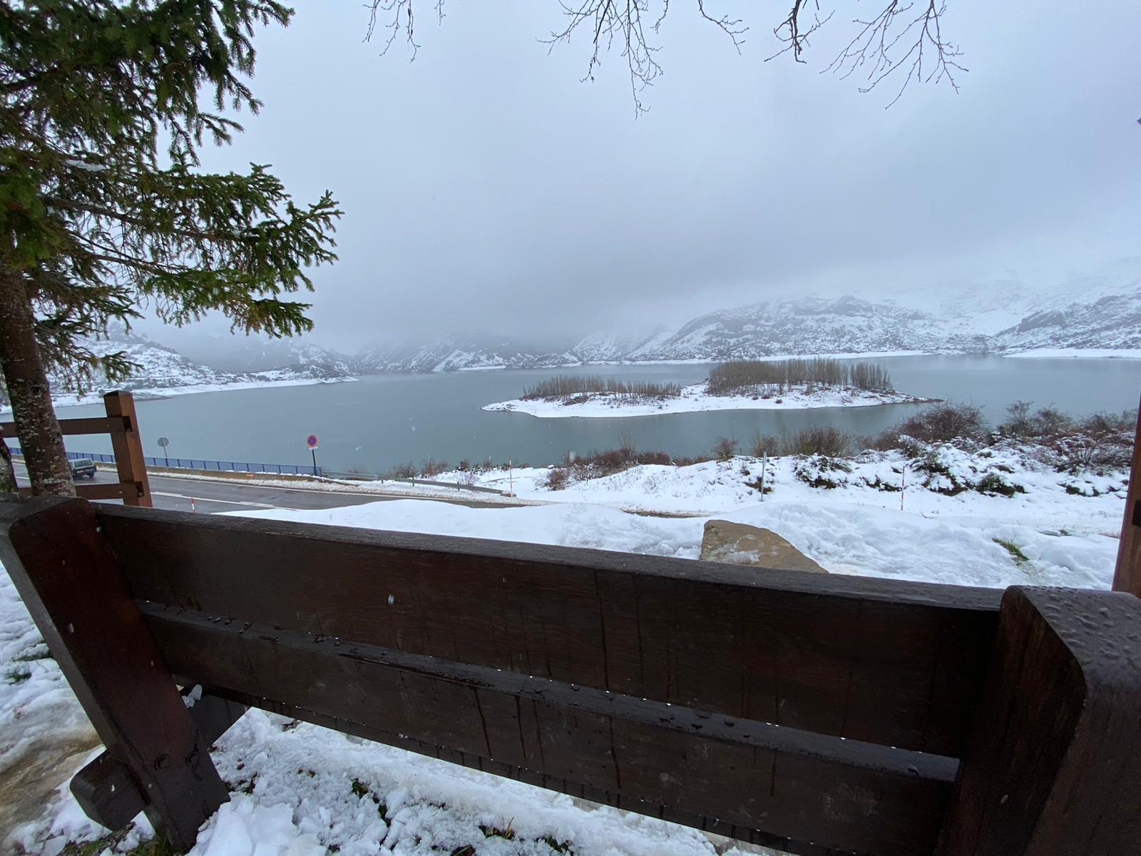 Fotos: La nieve tiñe de blanco el norte de la provincia