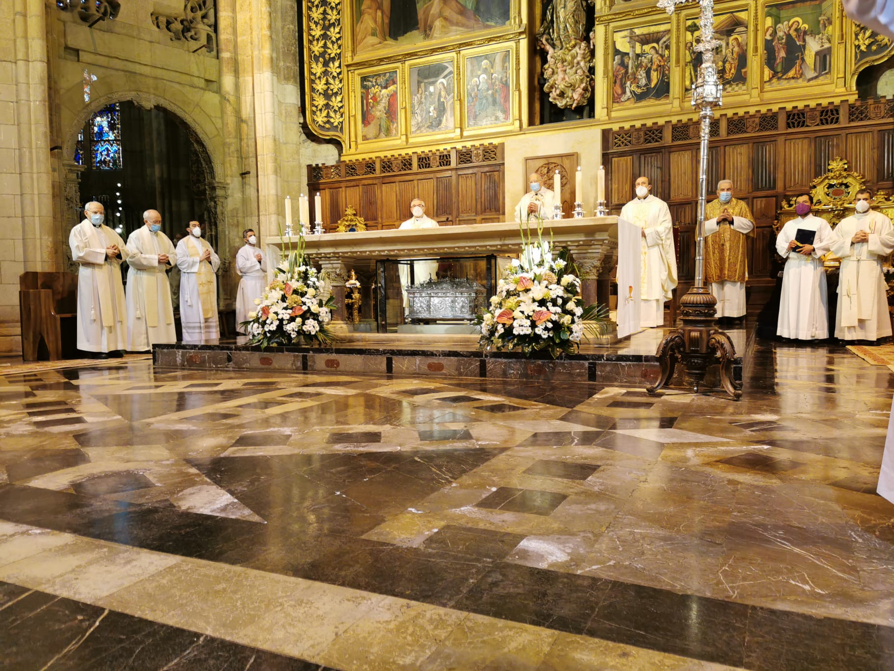 Julián López se retira de este cargo con una eucaristía de acción de gracias celebrada este viernes en la Catedral en la que ha estado arropado por la Diócesis y sus feligreses.
