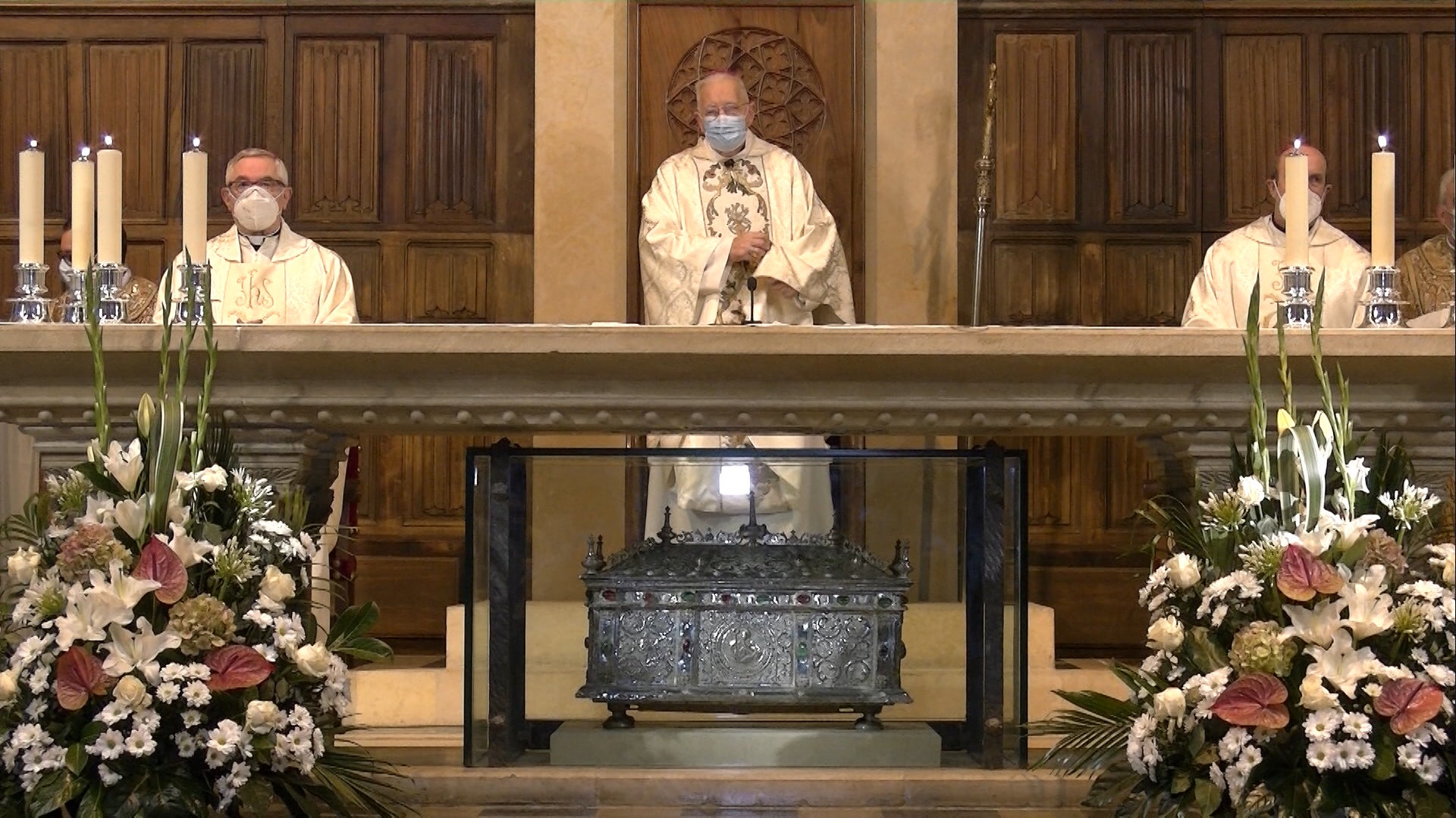 Julián López se retira de este cargo con una eucaristía de acción de gracias celebrada este viernes en la Catedral en la que ha estado arropado por la Diócesis y sus feligreses.
