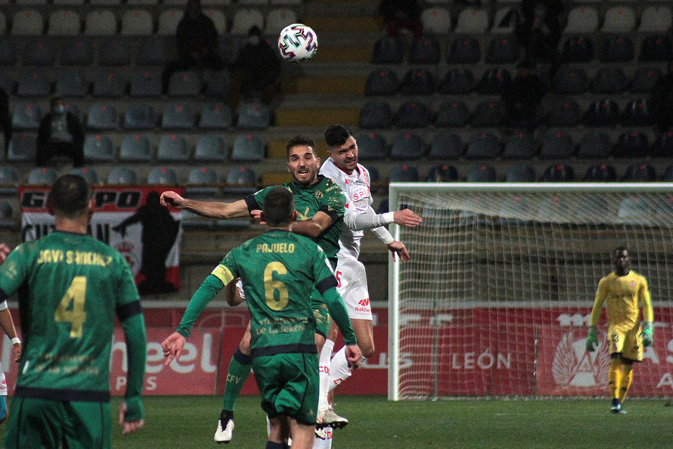 La Cultural y el Villanovense debutaron en el torneo del KO en el Reino de León.