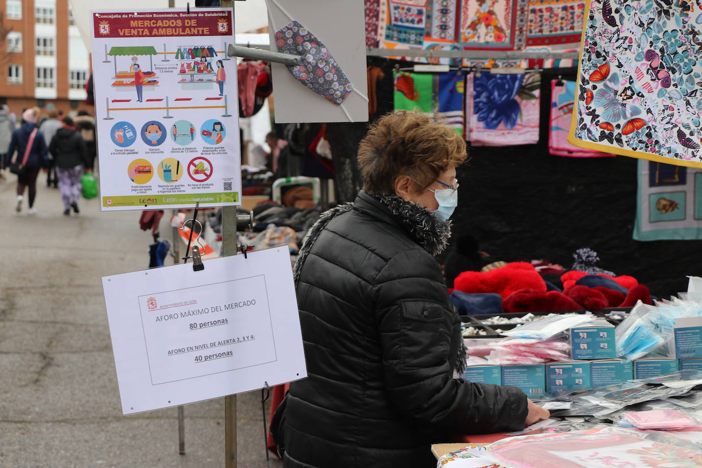 Fotos: Mercadillo en La Palomera