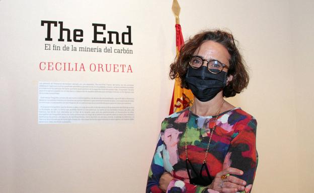 Galería. La autora de la exposición, la fotógrafa Cecilia Orueta.