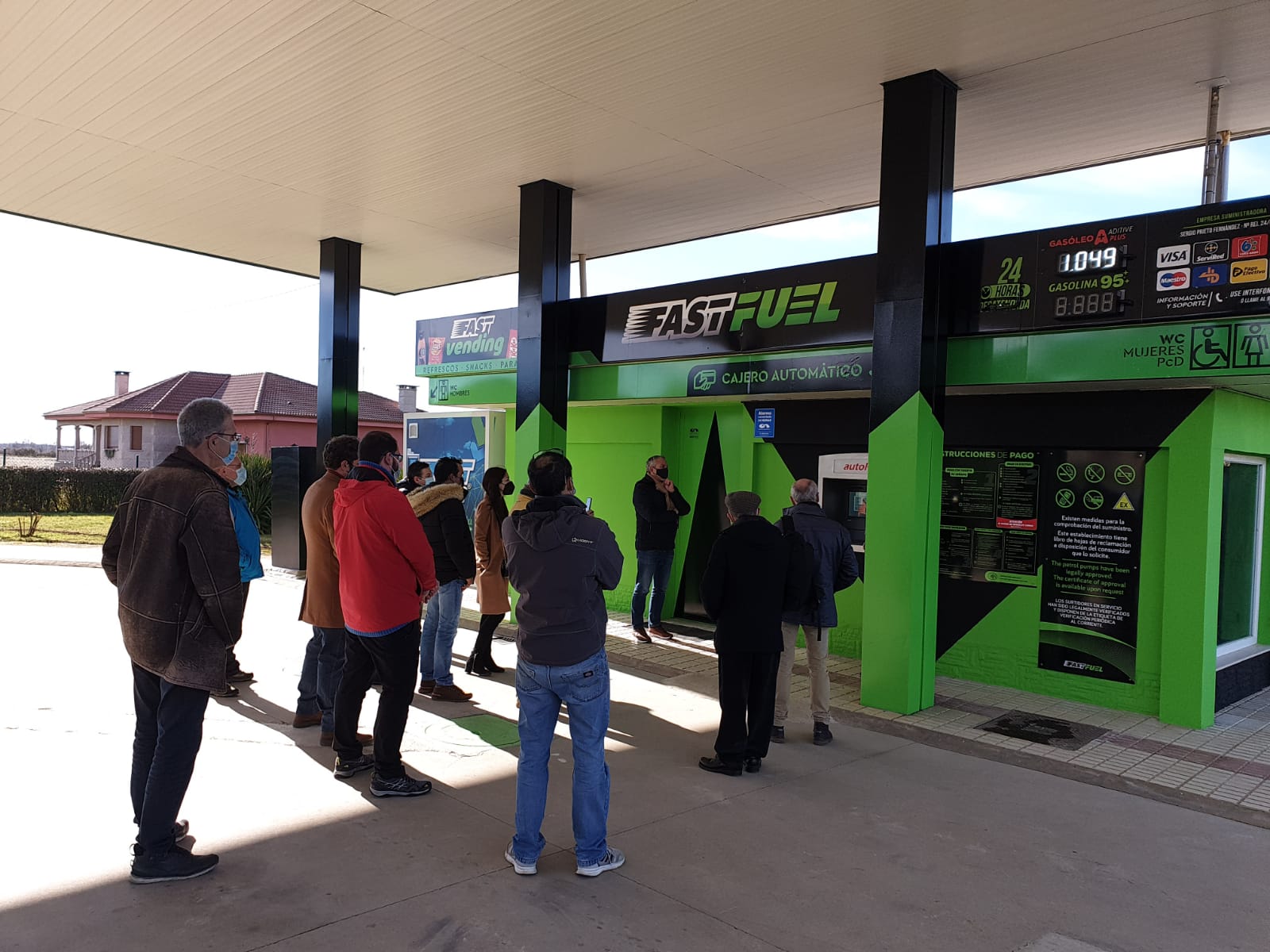 Fotos: Fast Fuel Vidanes, innovación y precios económicos