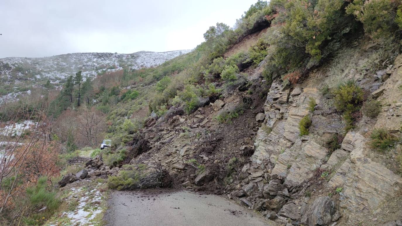 Fotos: Picos de Europa comienza el año bajo la nieve