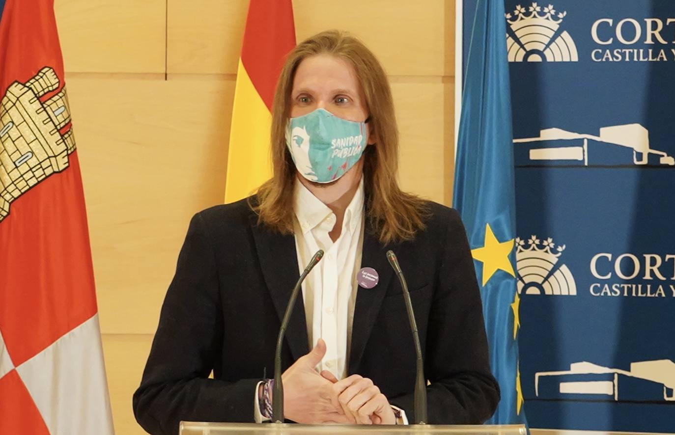 El portavoz del Grupo Mixto y procurador de Podemos, Pablo Fernández. 