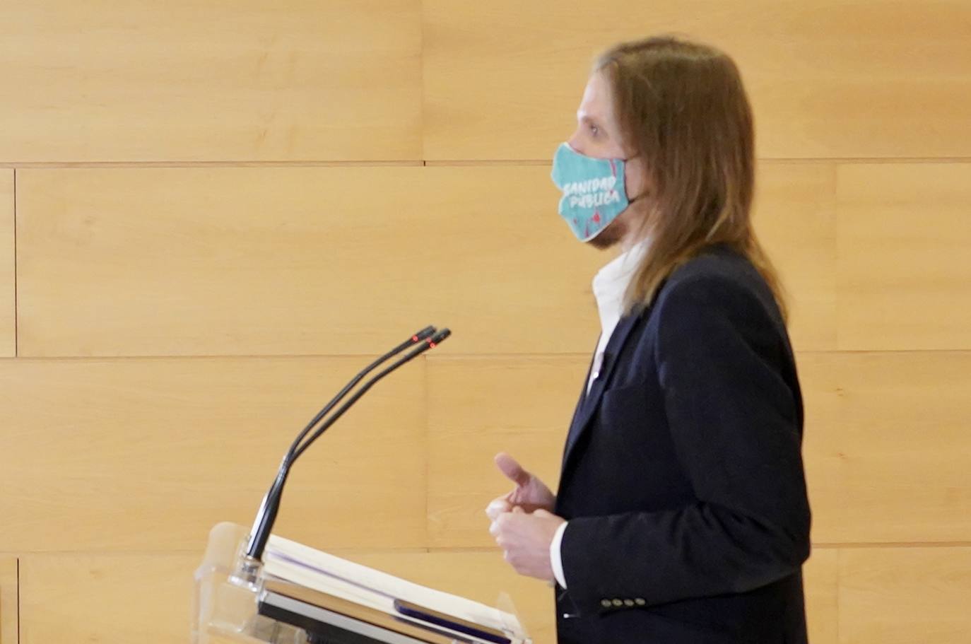 El portavoz del Grupo Mixto y procurador de Podemos, Pablo Fernández. 