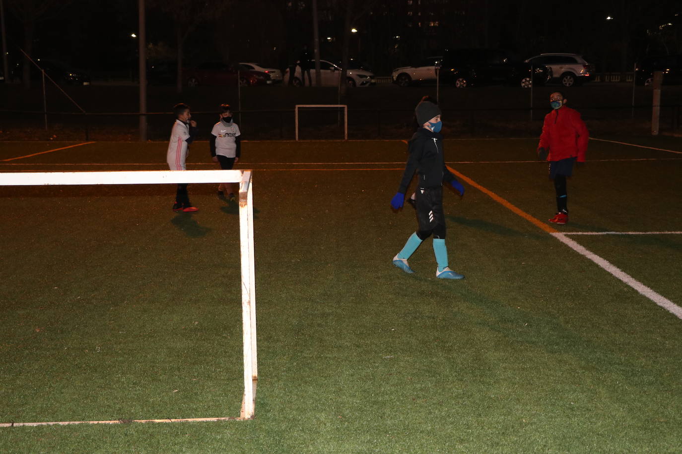 Los niños y niñas federadas de las categorías inferiores regresan a los entrenamientos en León.