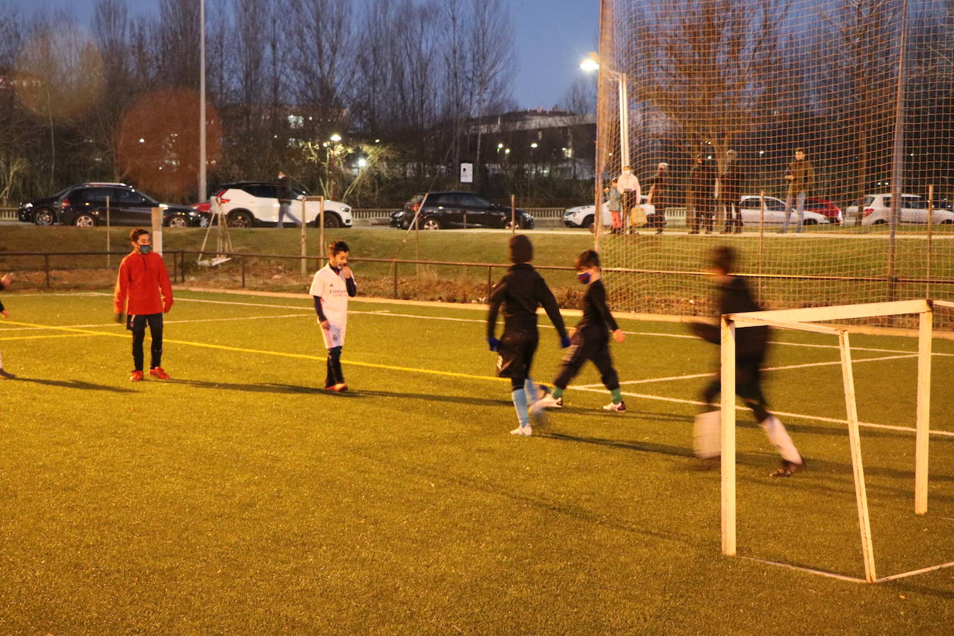 Los niños y niñas federadas de las categorías inferiores regresan a los entrenamientos en León.