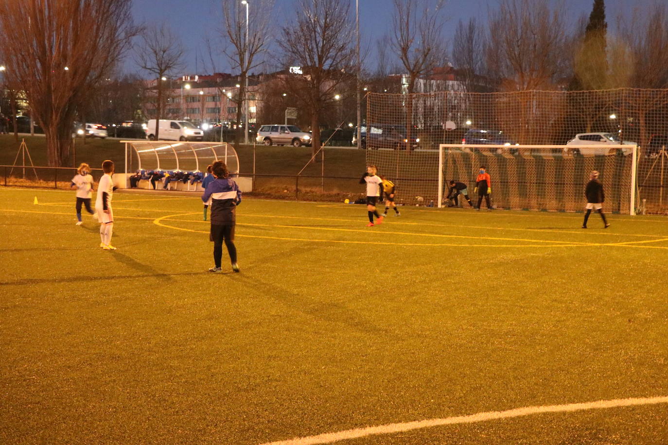 Los niños y niñas federadas de las categorías inferiores regresan a los entrenamientos en León.