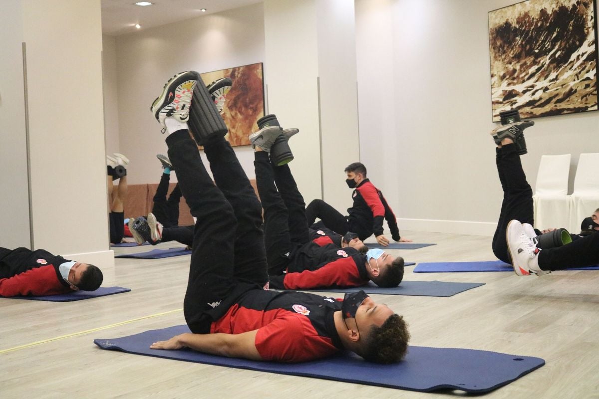 Los jugadores de la cultural durante un entrenamiento.