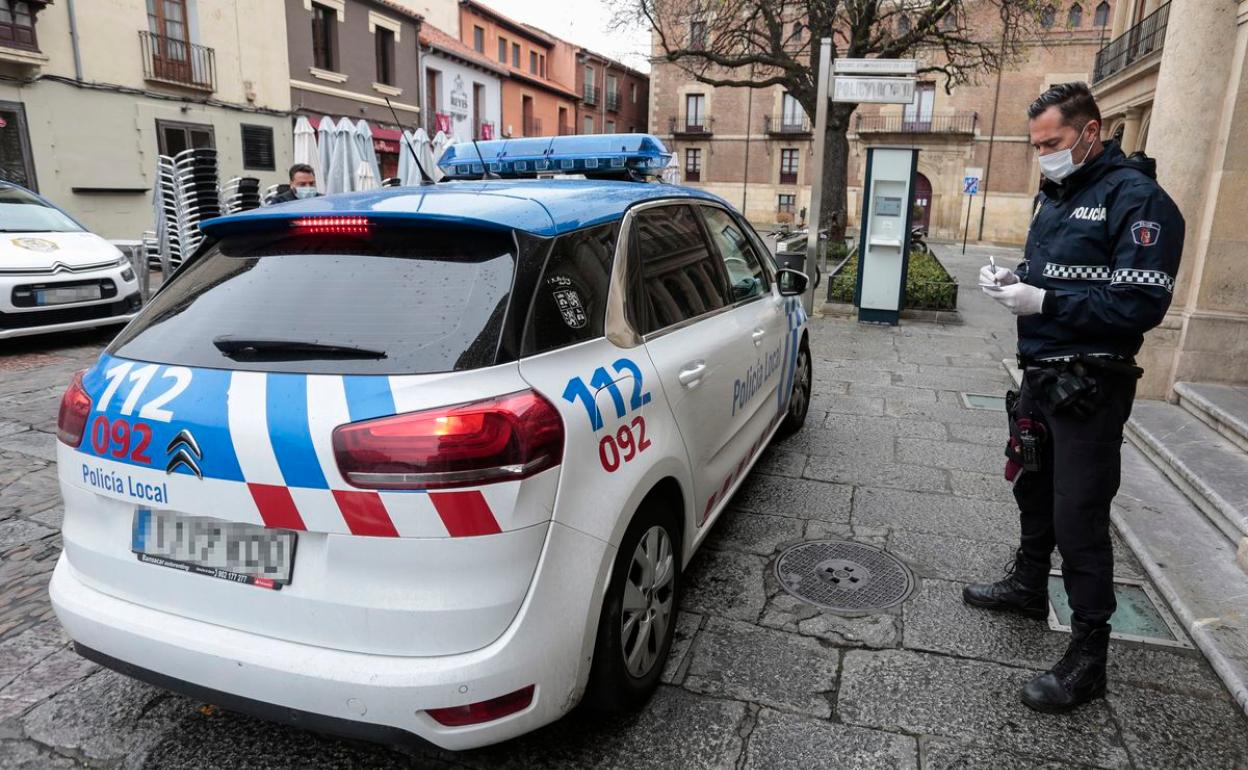 Agentes de la Policía Local de León.