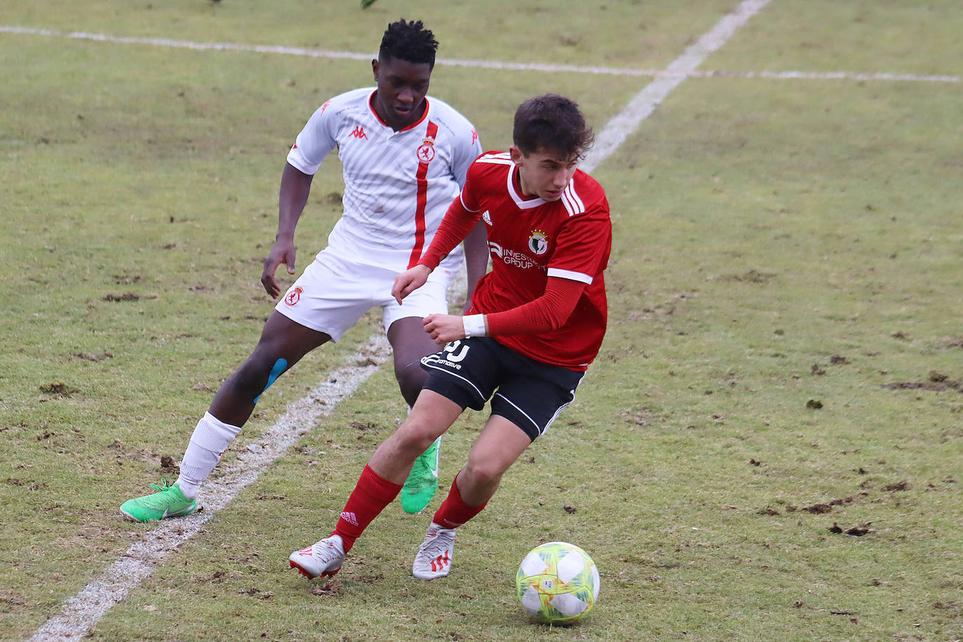 Fotos: Empate épico de la Cultural juvenil ante el Burgos